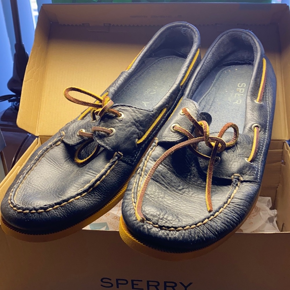 Sperry Topsiders!